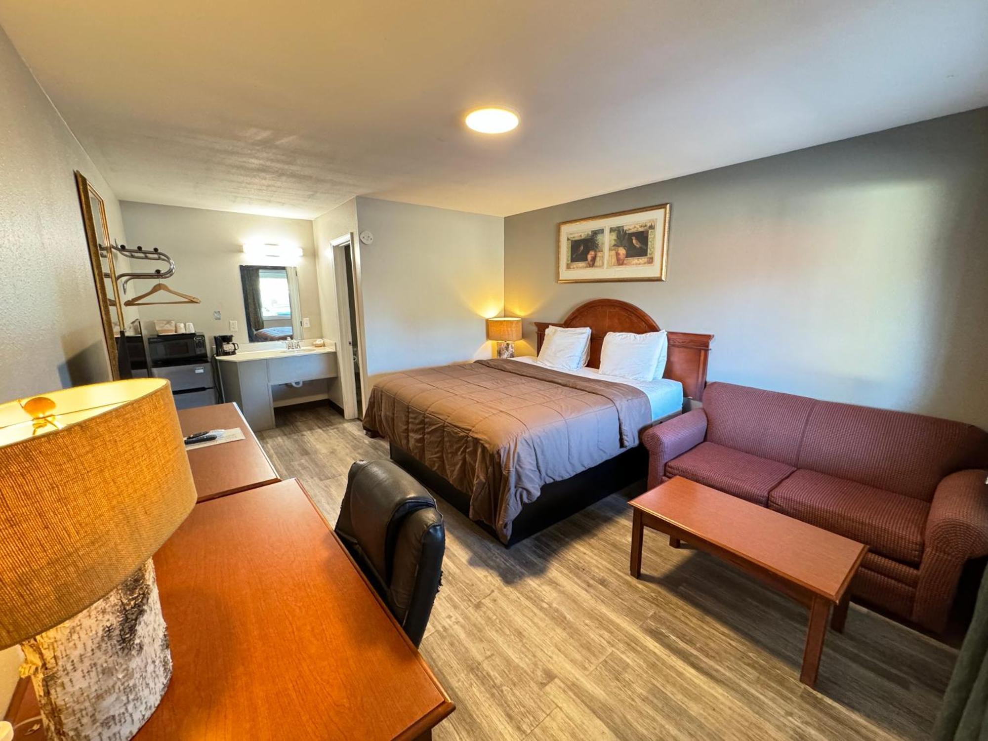 Ozark Inn & Suites Екстер'єр фото